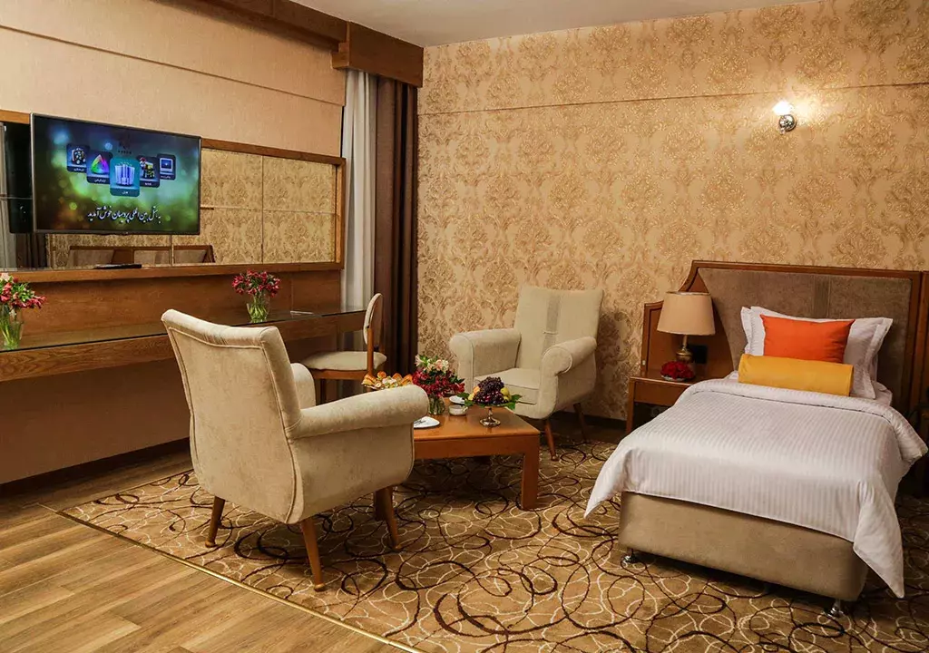 Alibaba https://cdn.alibaba.ir/ostorage/hotel-accommodation-images/69da059f347d52b68c6acbc6_یک تخته.webp